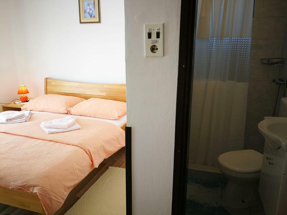 Apartman Marija Brajdic Rakovica Dış mekan fotoğraf